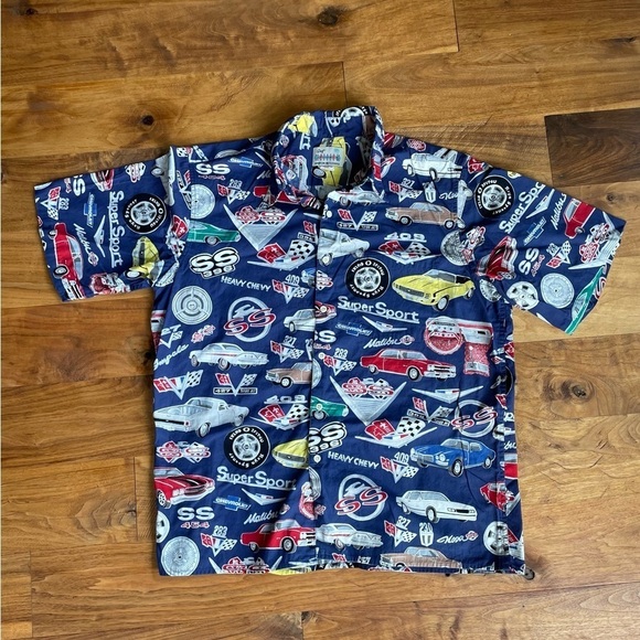 Reyn Spooner American Classics Chevy Hawaiian Shirt - Picture 2 of 8